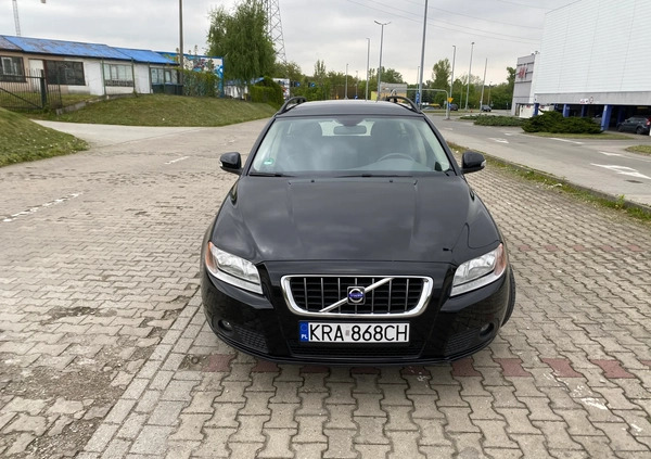Volvo V70 cena 24700 przebieg: 213600, rok produkcji 2008 z Kraków małe 326